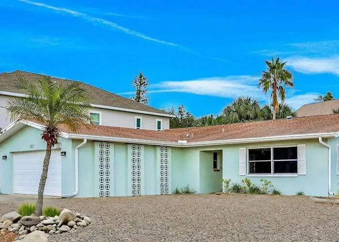 St Pete Getaway In Indian Rocks Beach! Holiday home Clearwater Beach