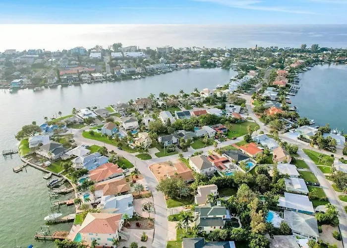 St Pete Getaway In Indian Rocks Beach! Holiday home