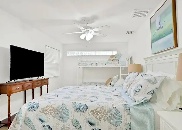 St Pete Getaway In Indian Rocks Beach! Clearwater Beach